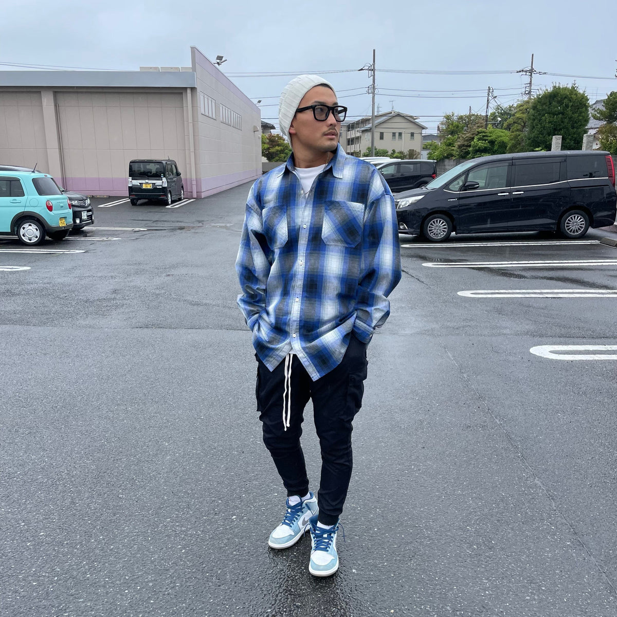 Big Flame Sunglasses - Black / Light Gray