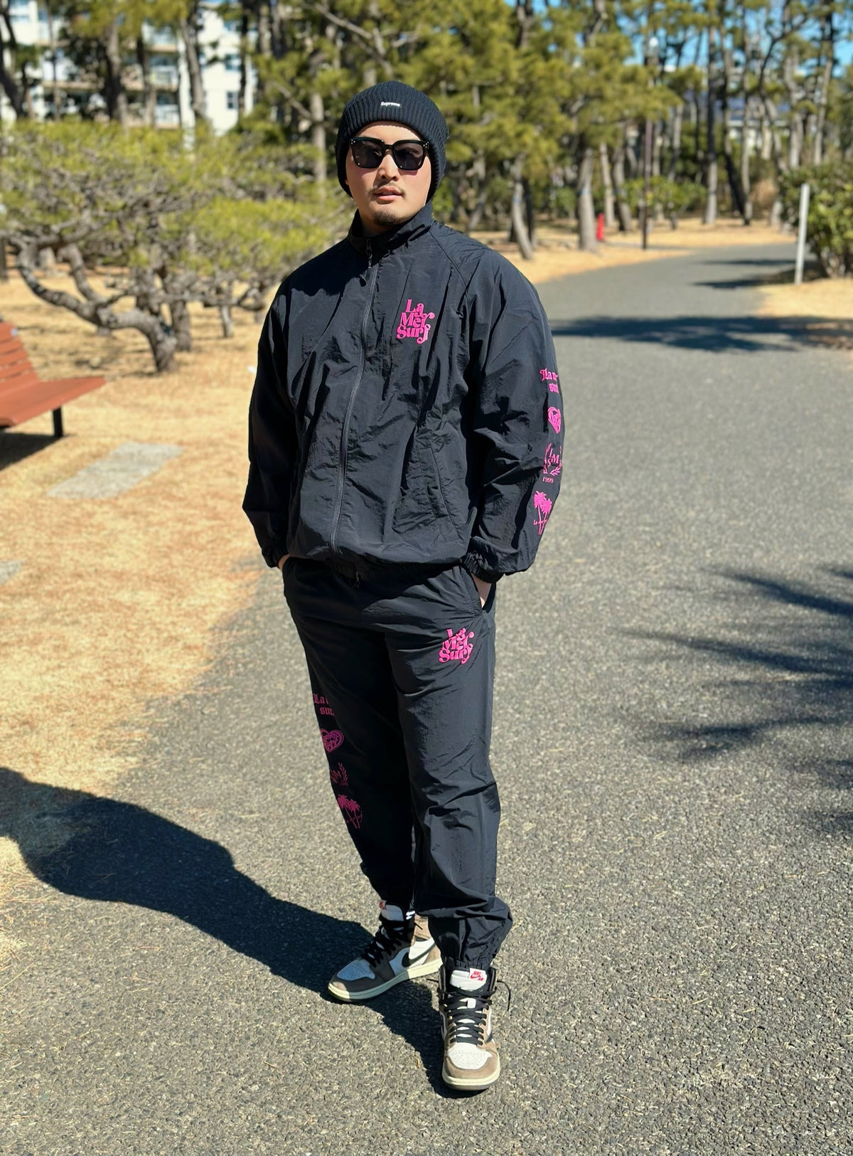 Multi Logo nylon jacket 秋服先行予約