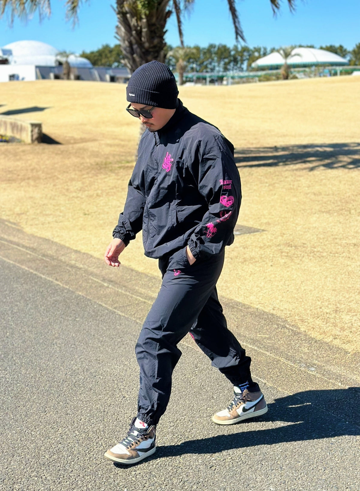 Multi Logo nylon Pants 秋服先行予約