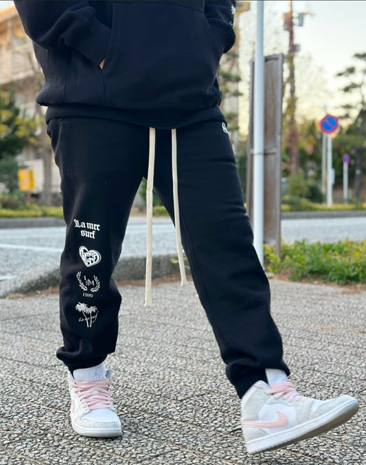 Multi Logo sweat pants 秋服先行予約